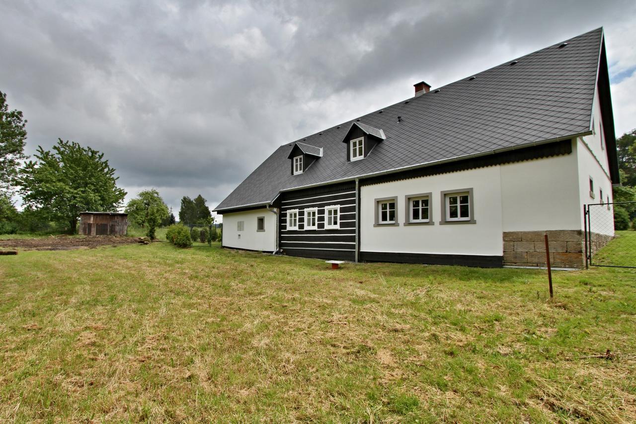 Chalupy Dolni Chřibská Buitenkant foto